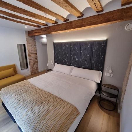 Hostal La Rua エステーリャ エクステリア 写真