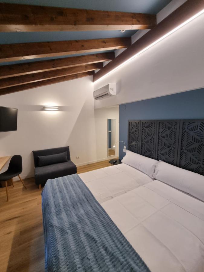 Hostal La Rua エステーリャ エクステリア 写真
